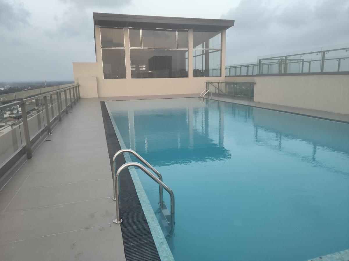 Ocean Breeze Condo By Lake Infinity Negombo Dış mekan fotoğraf